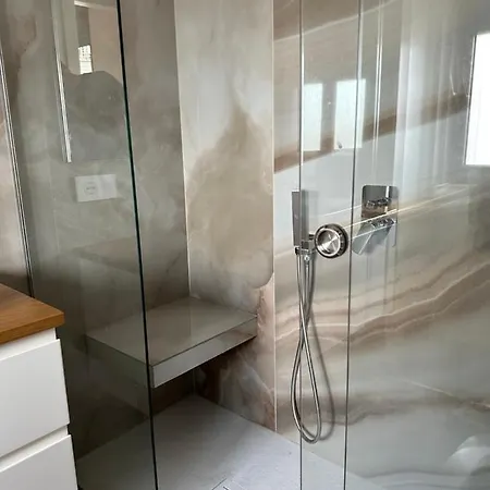 A.i.r. Terminal Station Vendégház Nápoly