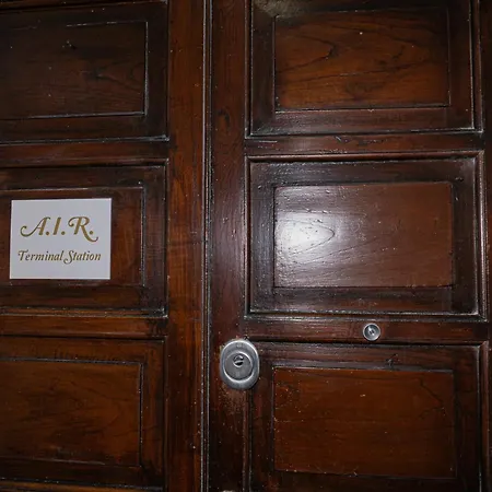 A.i.r. Terminal Station Guest house *